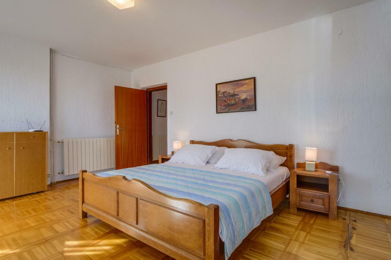 Apartmani Maris Mali Losinj Ngoại thất bức ảnh