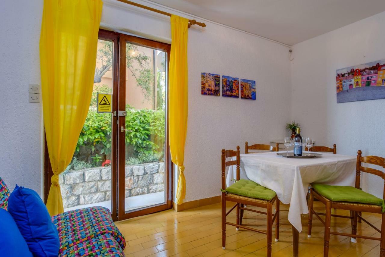 Apartmani Maris Mali Losinj Ngoại thất bức ảnh