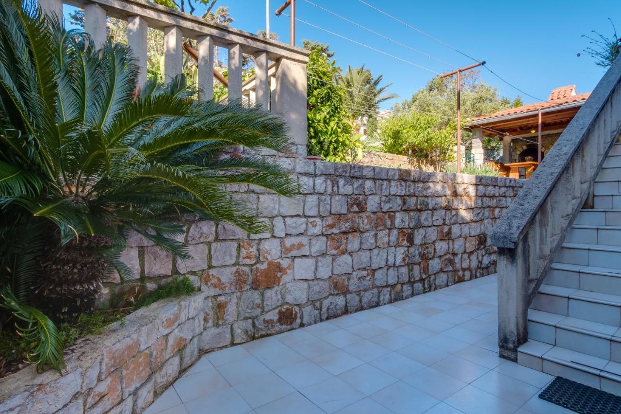 Apartmani Maris Mali Losinj Ngoại thất bức ảnh