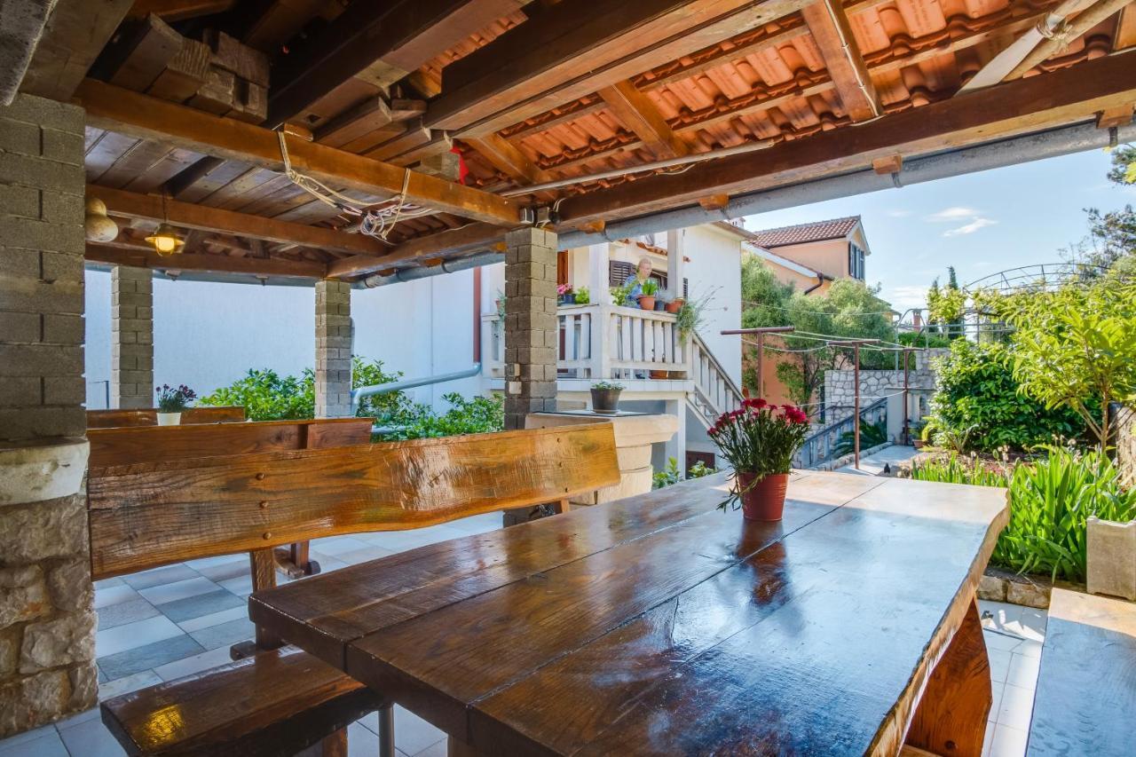 Apartmani Maris Mali Losinj Ngoại thất bức ảnh