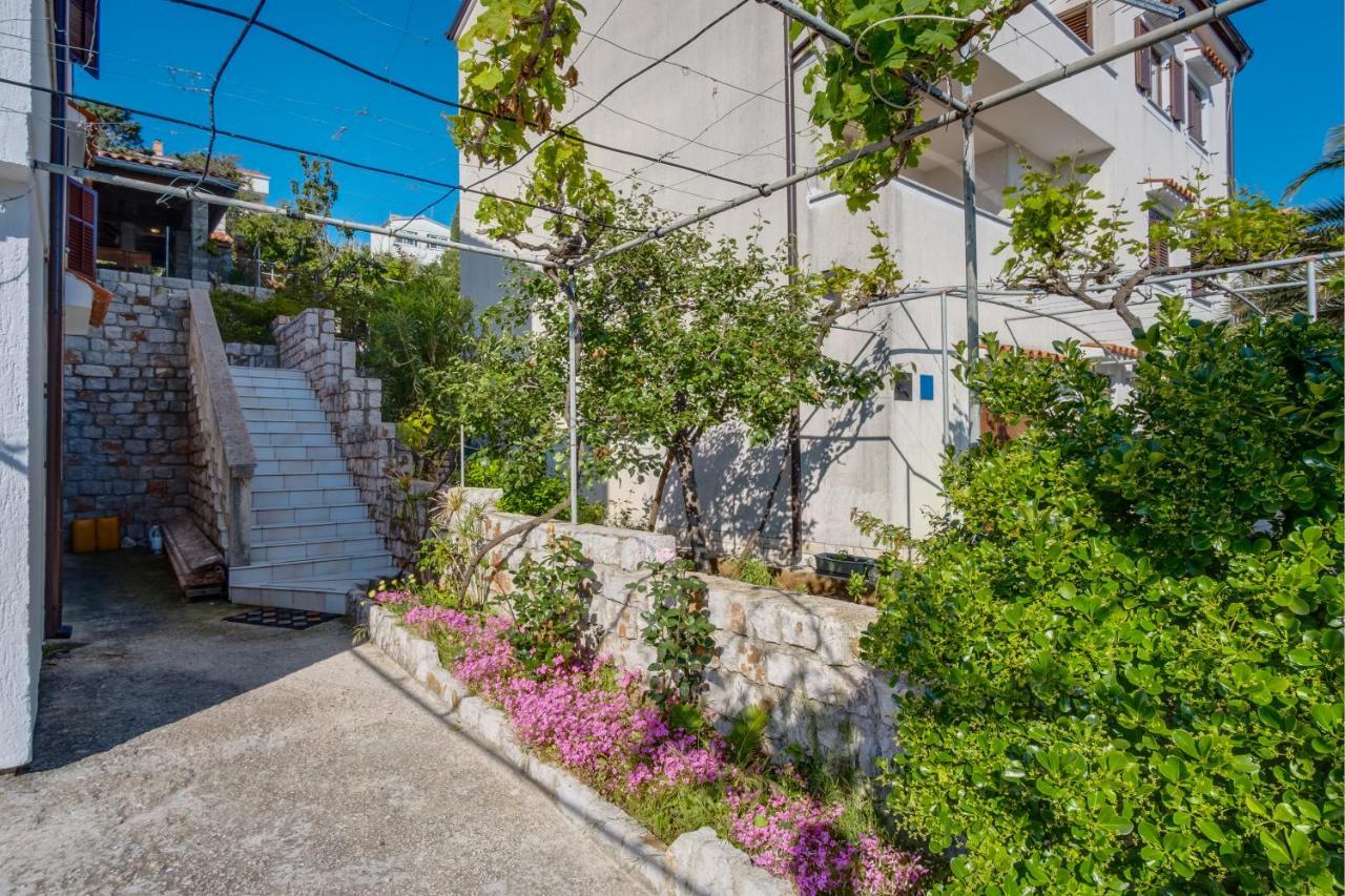Apartmani Maris Mali Losinj Ngoại thất bức ảnh