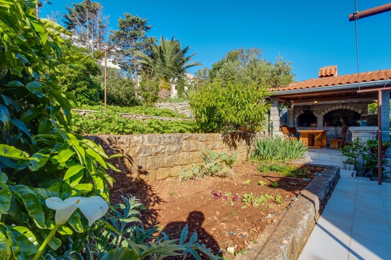 Apartmani Maris Mali Losinj Ngoại thất bức ảnh